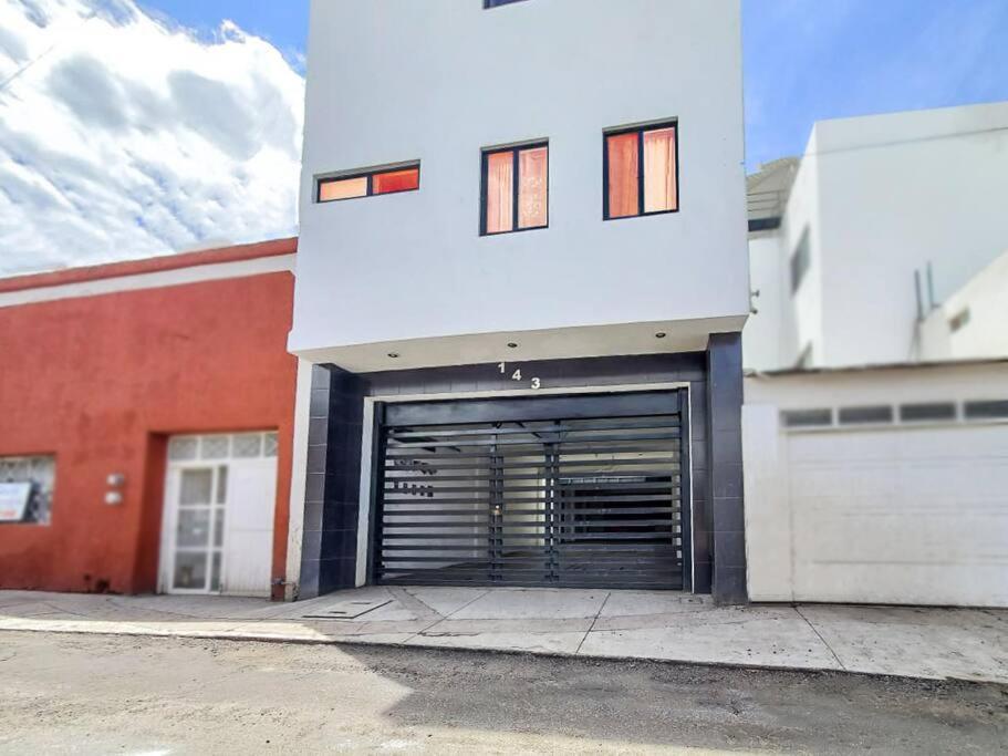 Elegante Condo Centrohistorico Con Cochera Durango Exterior photo